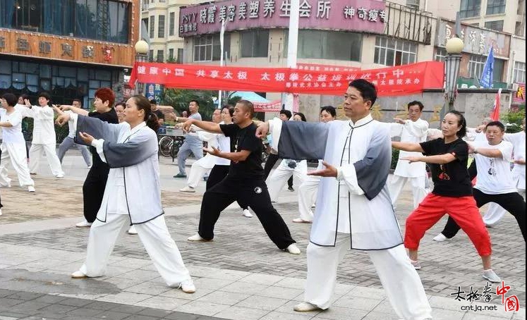 健康中国，共享太极，鄢陵县太极拳公益培训班圆满成功