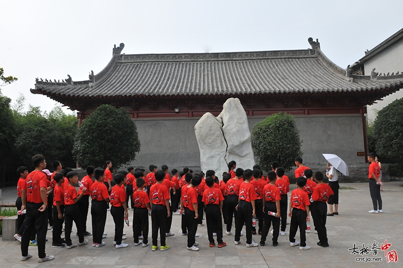 走进太极拳发源地陈家沟，感受太极拳魅力——辛强太极拳学校感悟太极文化之旅