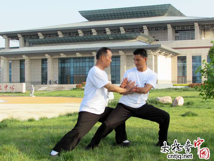 太极名师翟全平太极八法演示